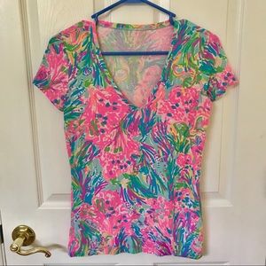 LILLY PULITZER Michelle Tee XS in Fansea Pants